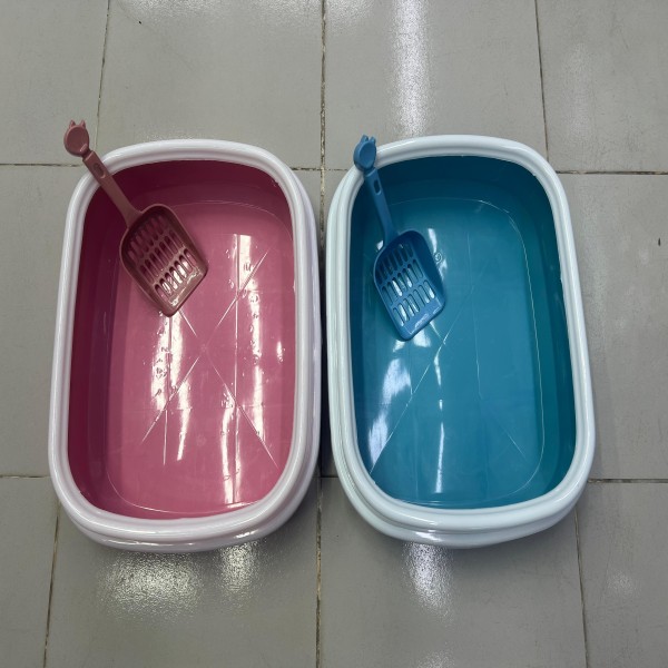 Regular Size Cat Litter Box With Scoop